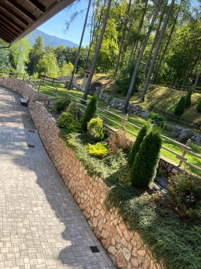 Hotel Ristorante Scoiattolo Sporminore Dış mekan fotoğraf