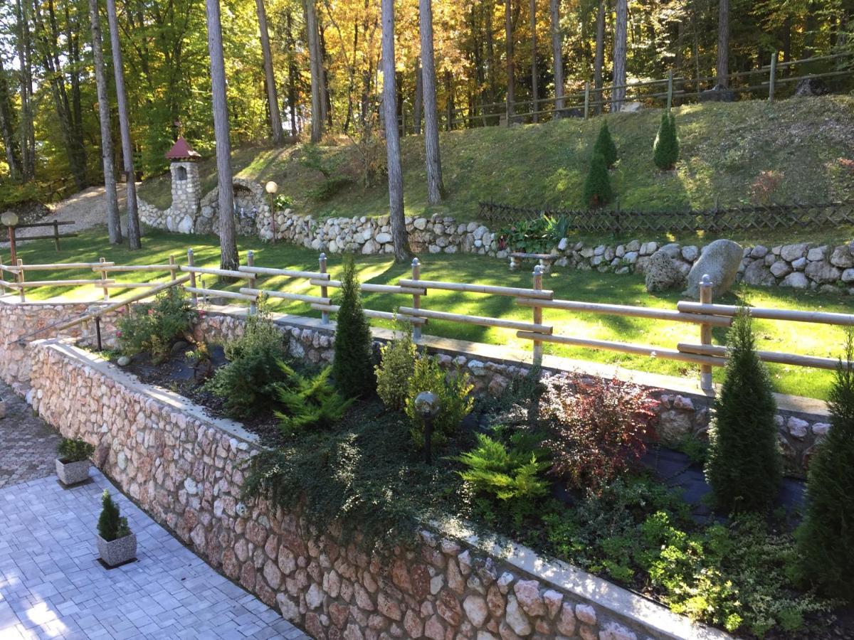 Hotel Ristorante Scoiattolo Sporminore Dış mekan fotoğraf